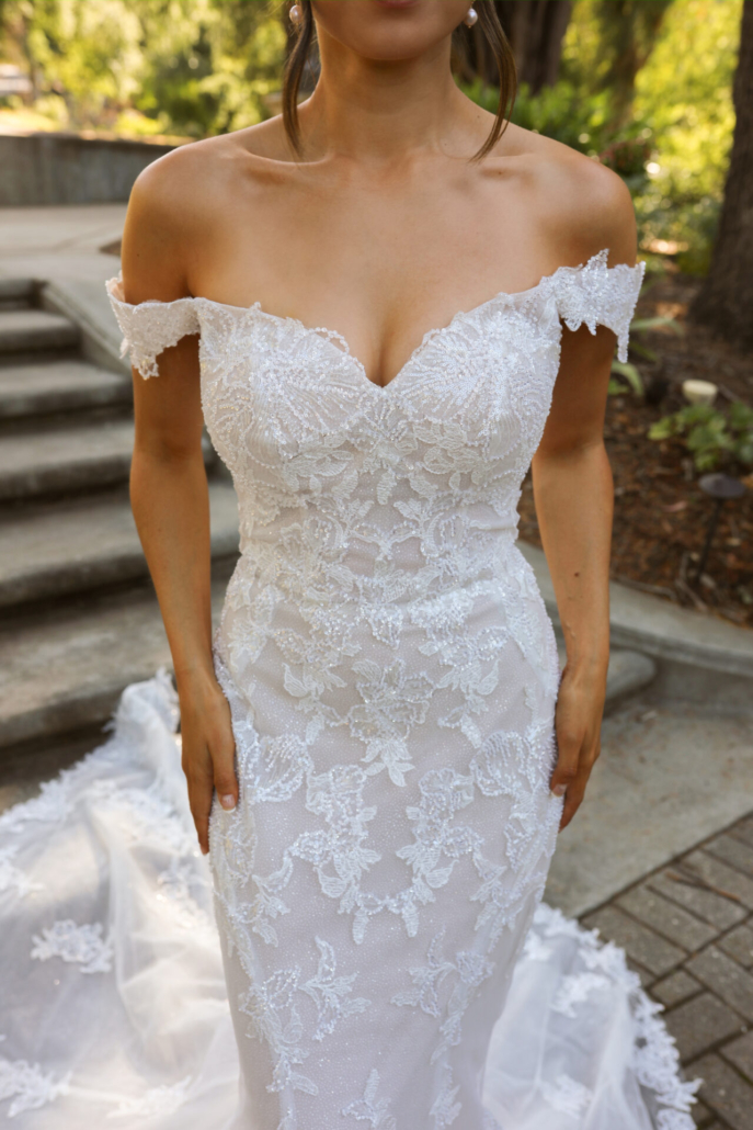 D3960 – ForeverNess Bridal Boutique